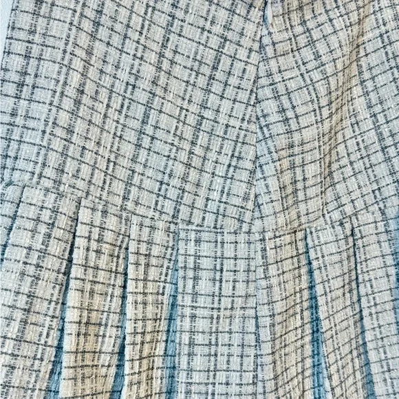Elodie pleated plaid icy blue mini skirt NWT size XS - Picture 5 of 6